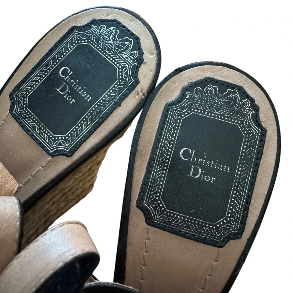 VTG Dior Black and Cream Leather Wedge Sandals w Slingback and Cute Bow Design - Picture 4 of 7